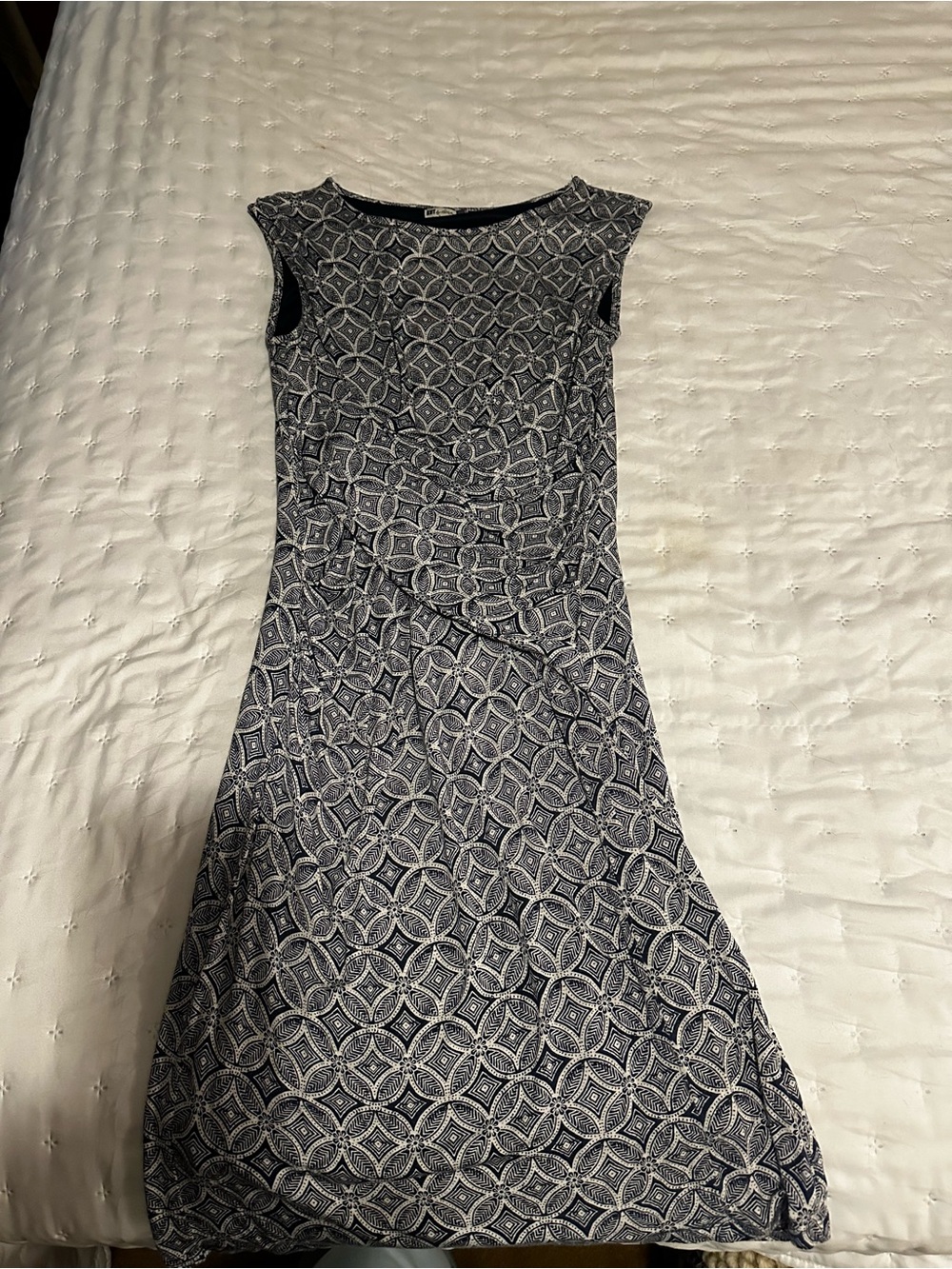 Kut from the Kloth Navy & White Geometric Midi Dress